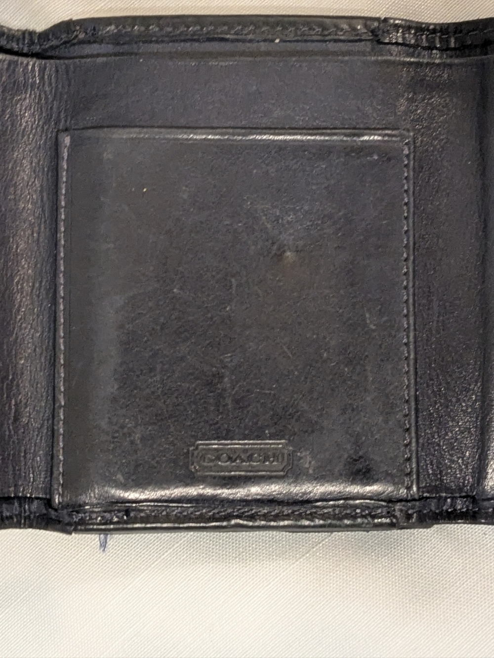 Vintage Coach Black Leather Trifold Wallet - Picture 4 of 7